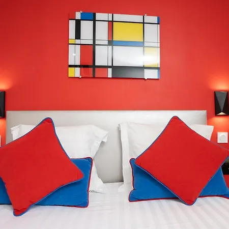 Hotell Du Mont Dore Batignolles 3*