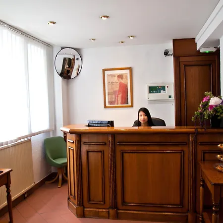 Du Mont Dore Batignolles 3* Paris