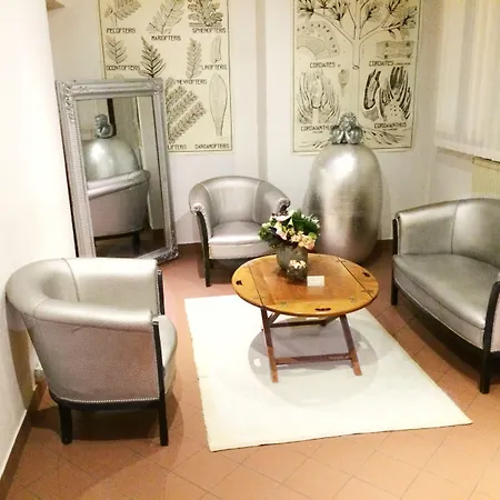 Du Mont Dore Batignolles Hotell