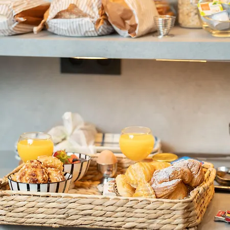 Du Mont Dore Batignolles Hotell