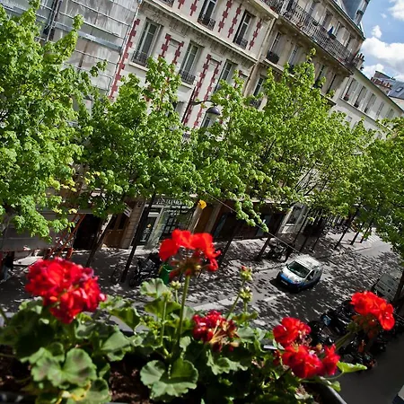 Hotell Du Mont Dore Batignolles
