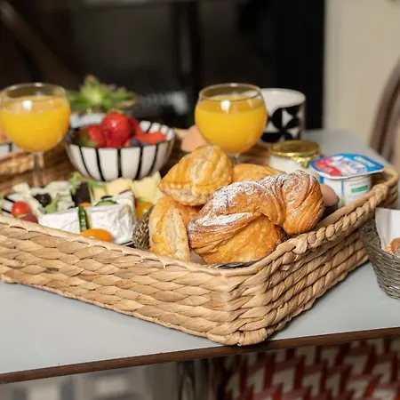 Hotel Du Mont Dore Batignolles Paříž