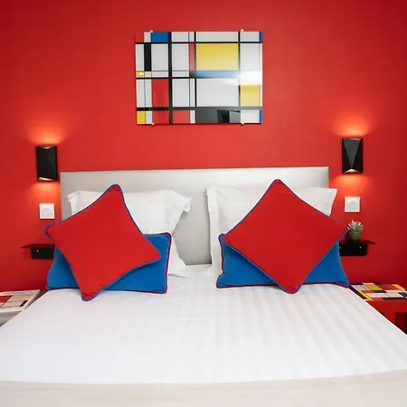 Du Mont Dore Batignolles 3*