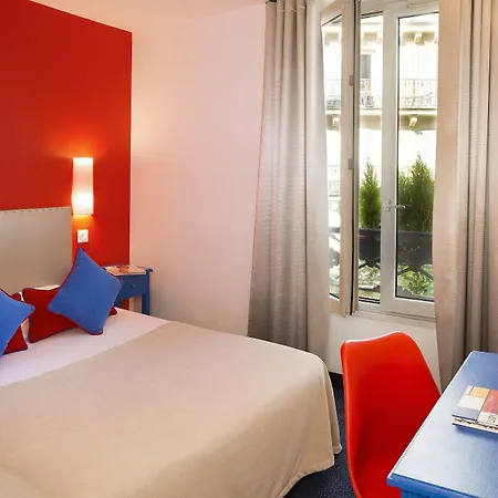 Du Mont Dore Batignolles Hotel
