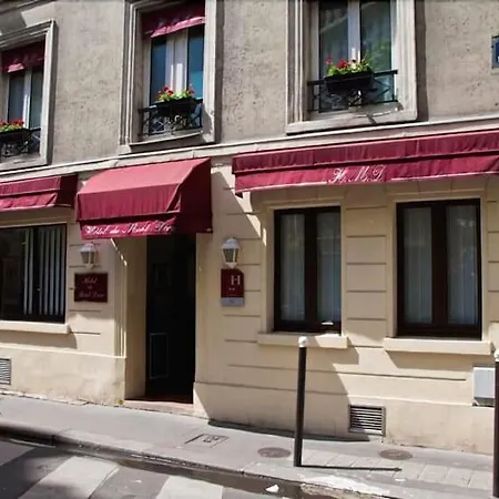 Hotel Du Mont Dore Batignolles 3*