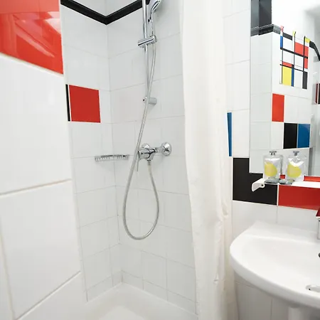 Du Mont Dore Batignolles 3*