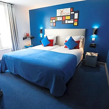 Du Mont Dore Batignolles Hotel