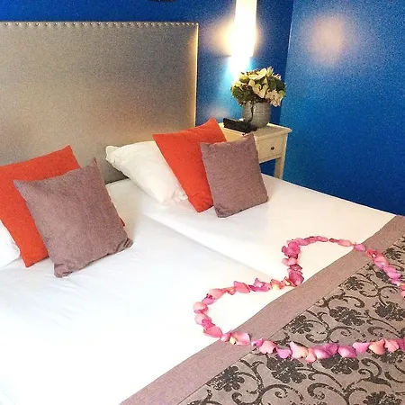 Du Mont Dore Batignolles Hotel