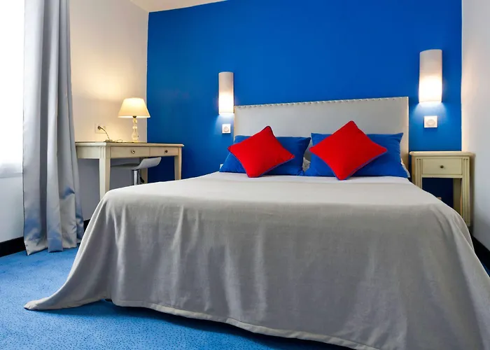 Du Mont Dore Batignolles Hotel 3*