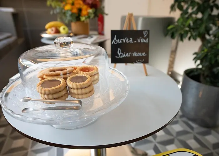 Du Mont Dore Batignolles Hotel 3*