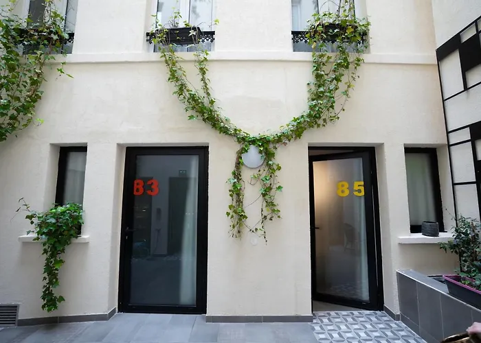Du Mont Dore Batignolles Hotel Paryż
