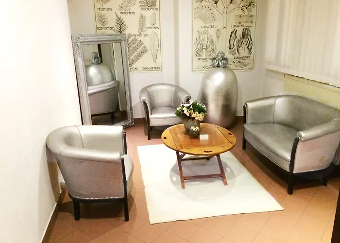 Du Mont Dore Batignolles Hotel