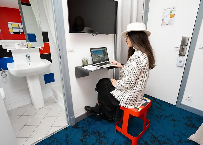 Du Mont Dore Batignolles 3*