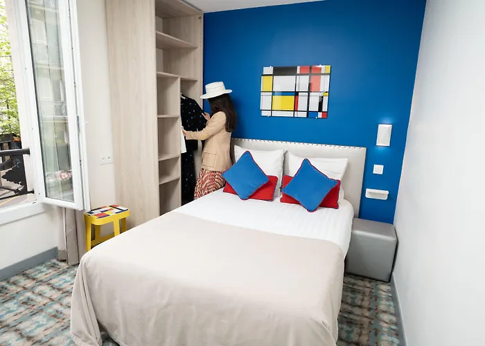 Du Mont Dore Batignolles Paris