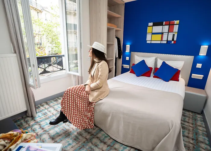 Du Mont Dore Batignolles Hotel